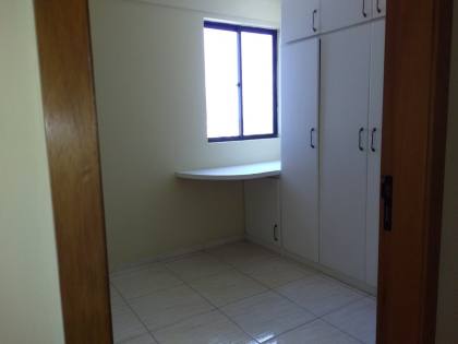 Apartamento de Luxo  3 Quartos 2 Suíte 2 Garagem / 2 Quadra do Mar