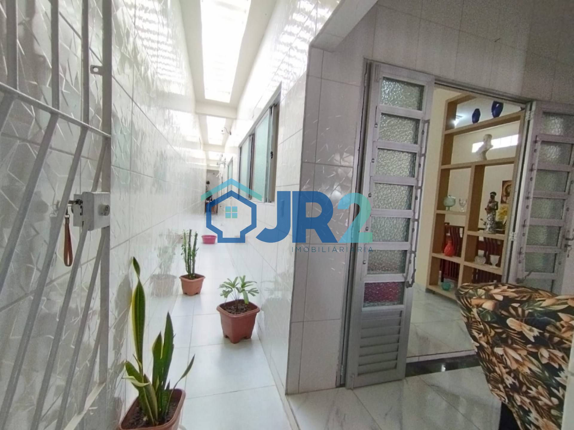 Casa para Venda com Estrutura para dois Andares e Área de Lazer. Só Avista