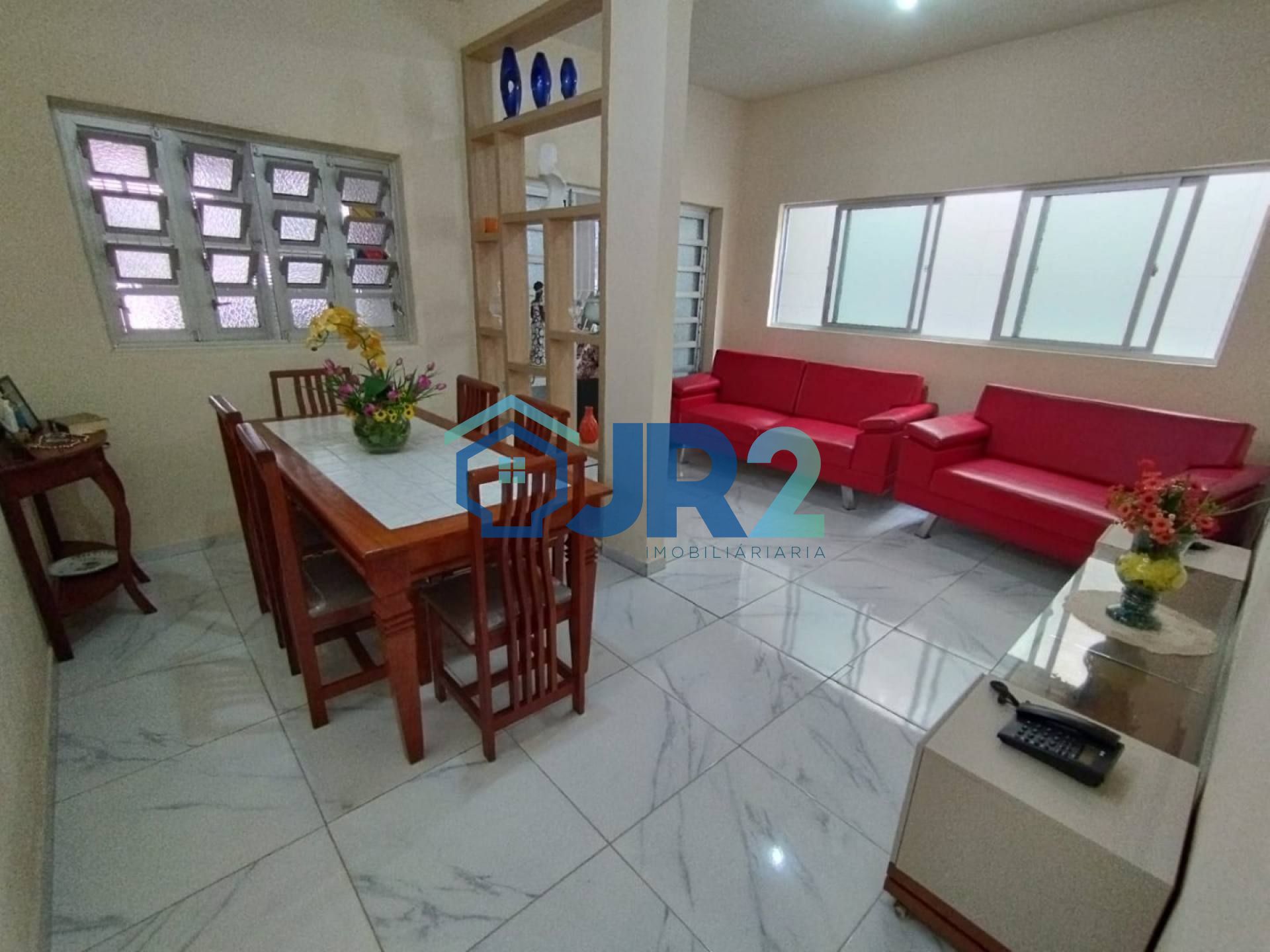 Casa para Venda com Estrutura para dois Andares e Área de Lazer. Só Avista