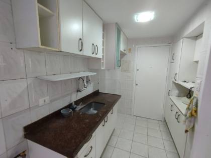 APTO PARA VENDA / EXSCELENTE LOCALIZAÇÃO