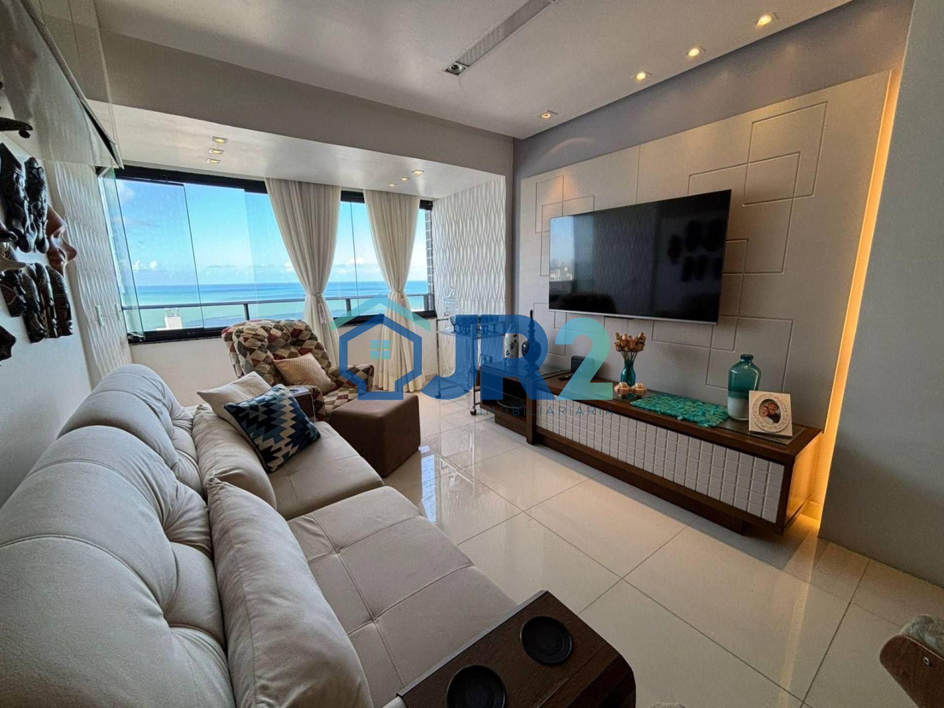 Apartamento Para Vender com 03 quartos 01 suítes no bairro Boa Viagem em Recife