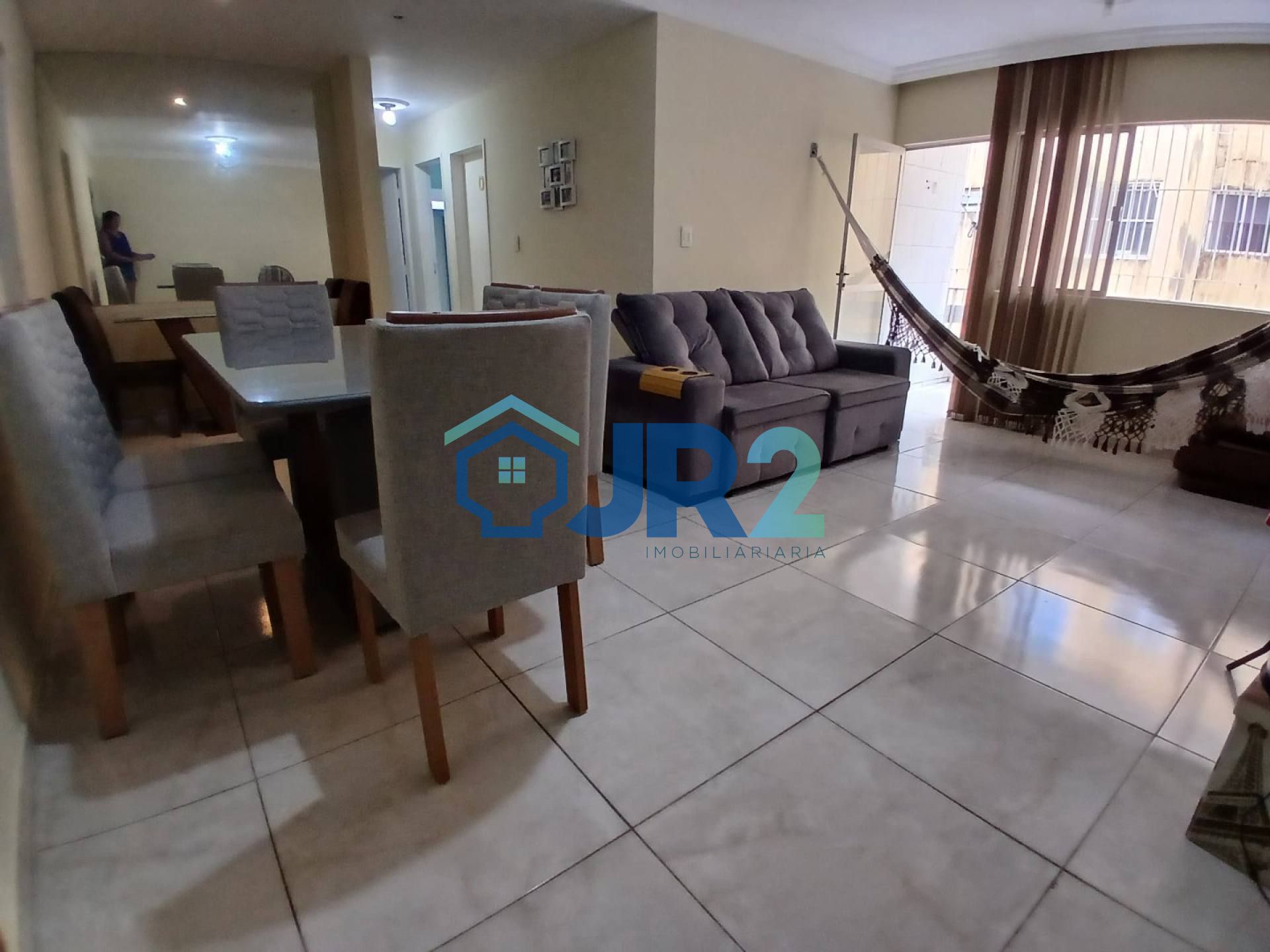 VENDA. APTO 4 QUARTOS 2 GARAGEM. IMPERDIVEL!