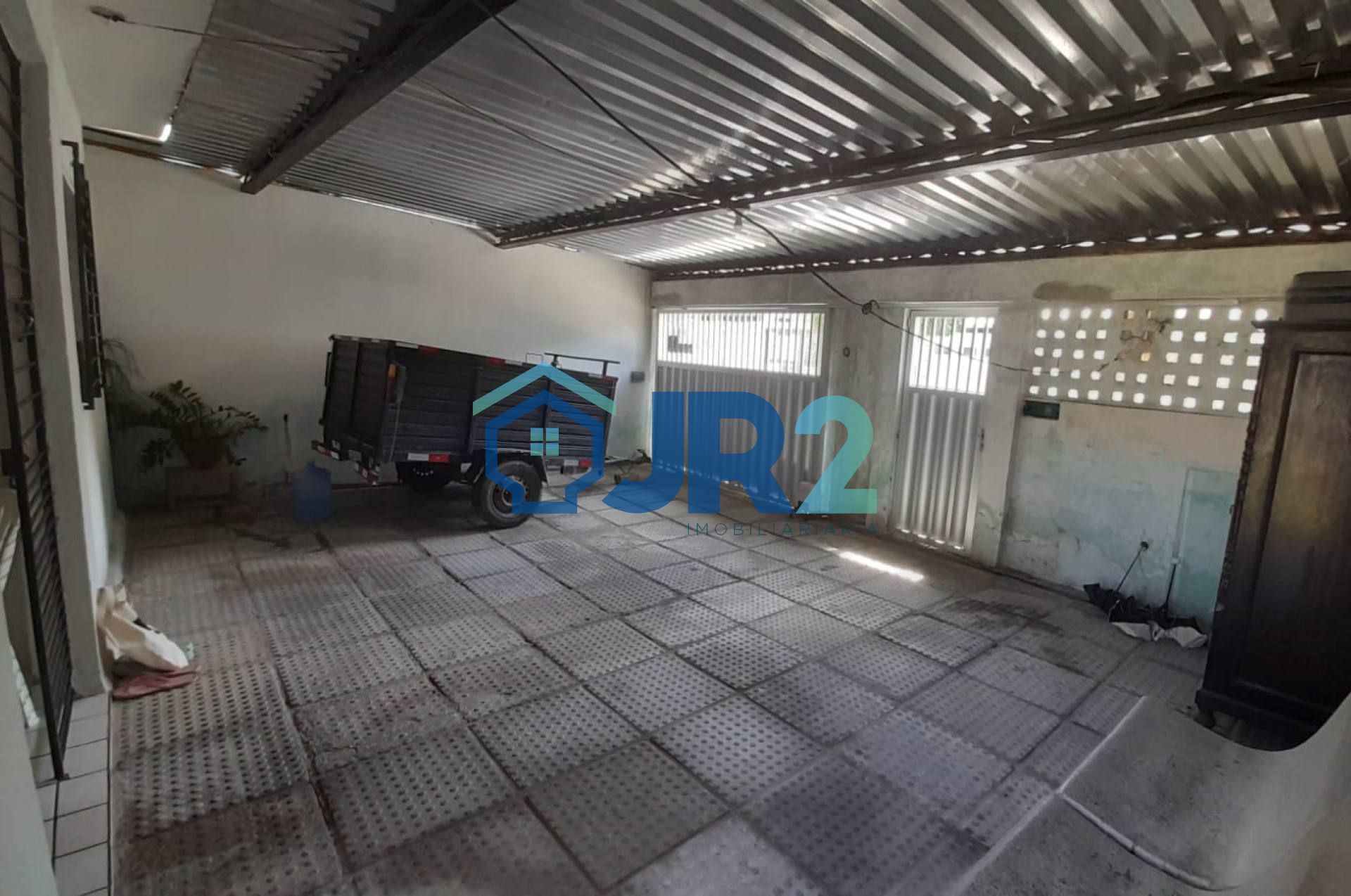 Casa aconchegante à venda no Bairro do Arruda, Zona Norte do Recife