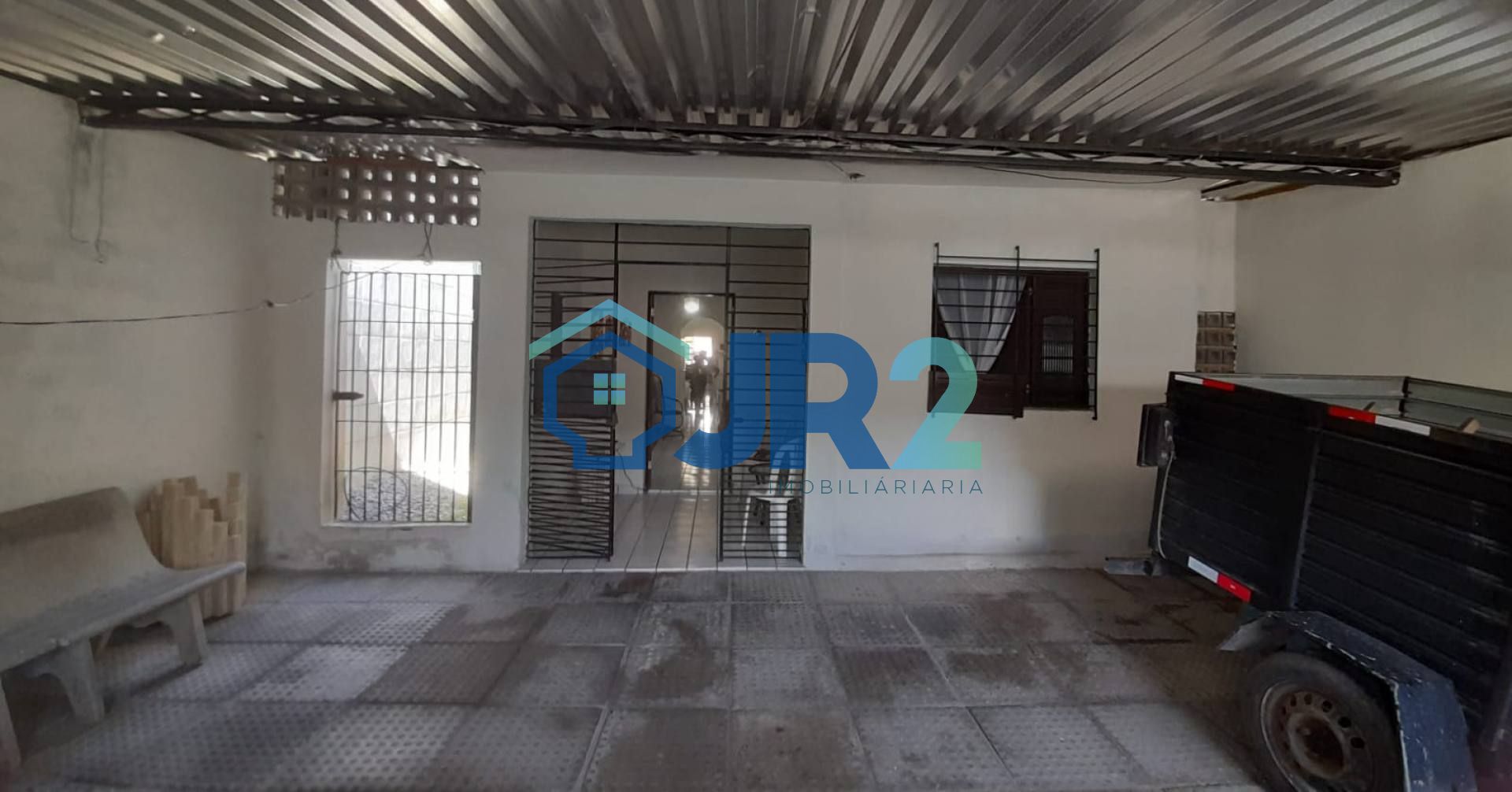 Casa aconchegante à venda no Bairro do Arruda, Zona Norte do Recife