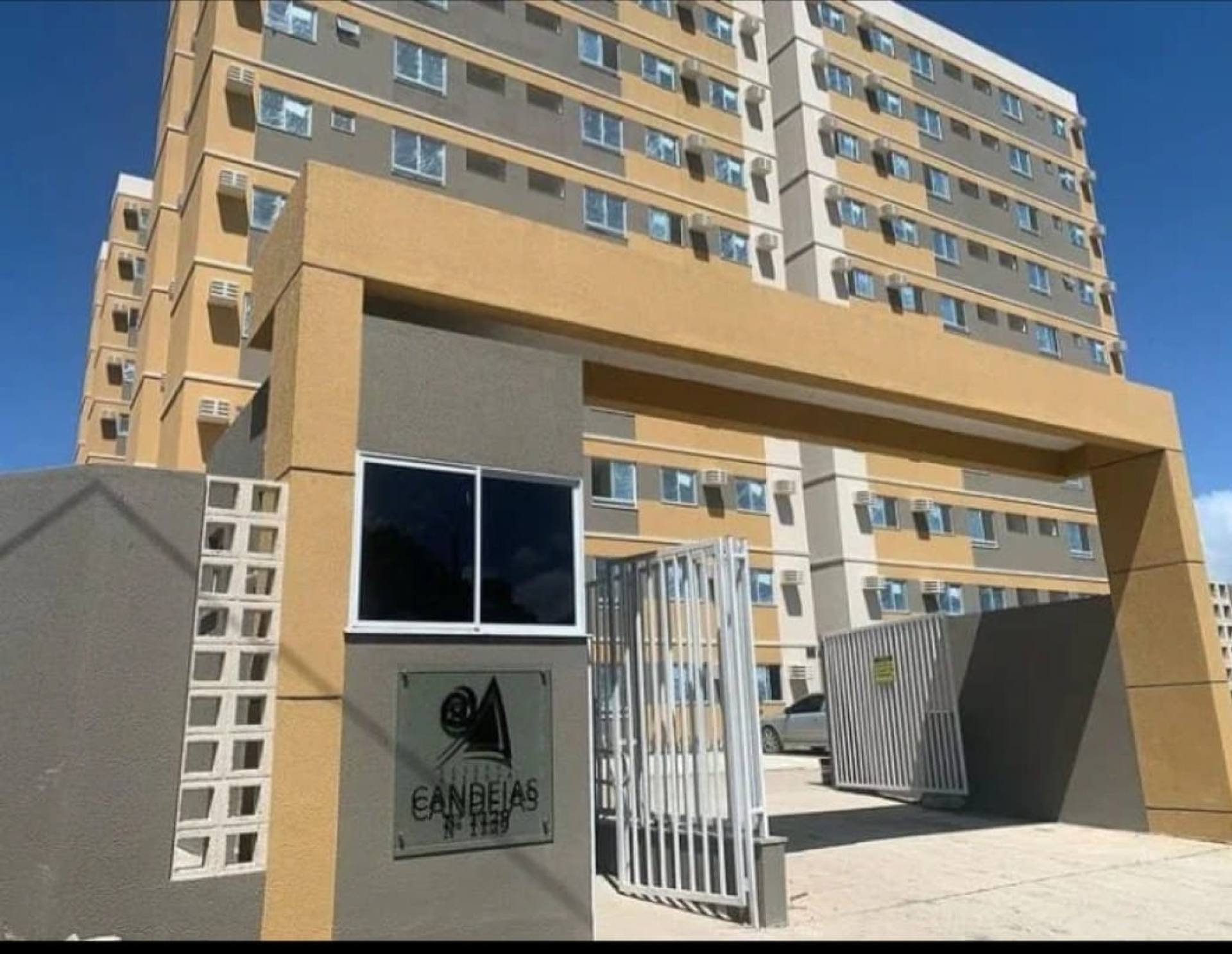 APARTAMENTO PRONTO PARA MORAR 02 QUARTOS EM CANDEIAS.