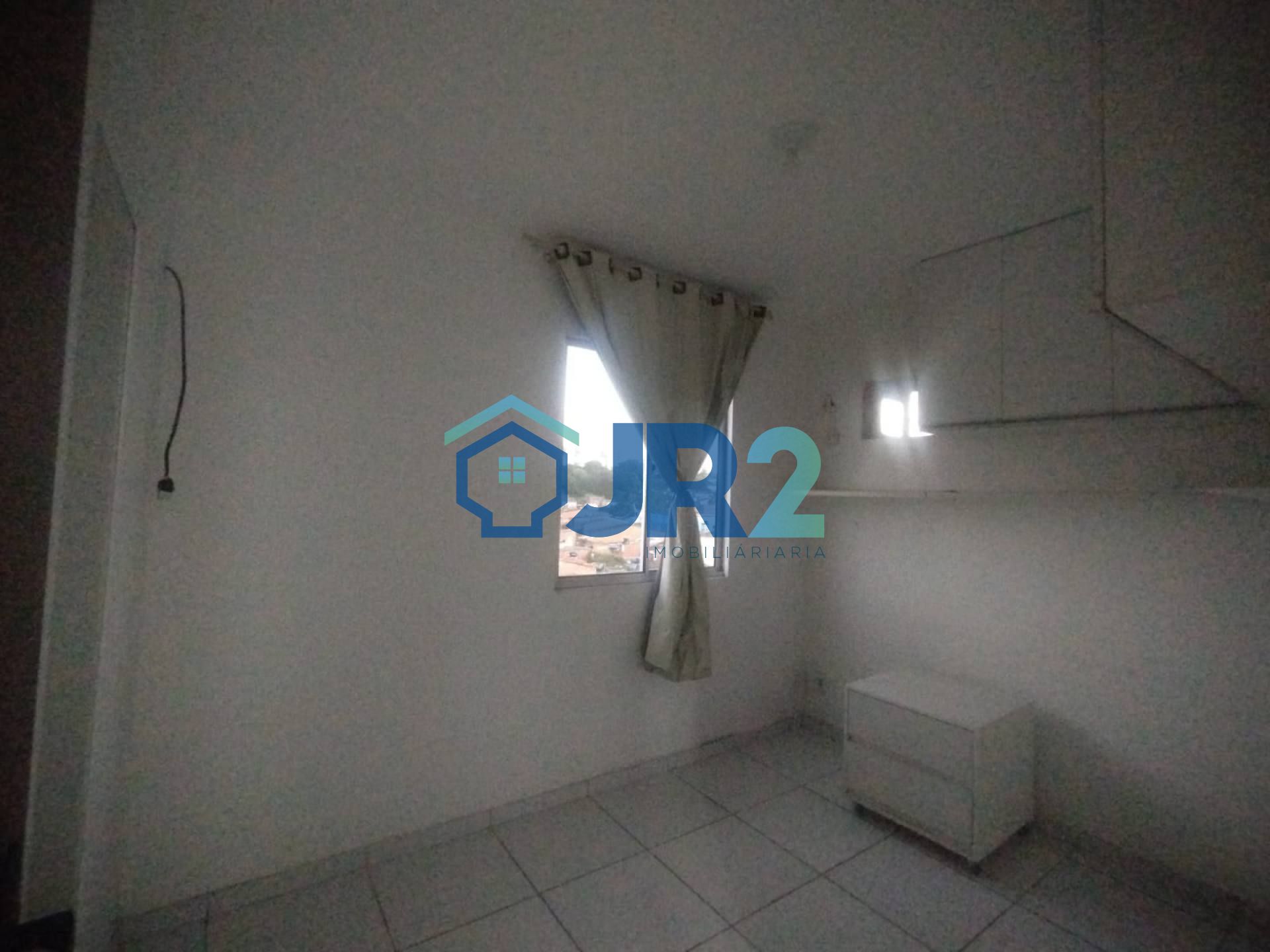 APTO NO AURORA DE PAULISTA