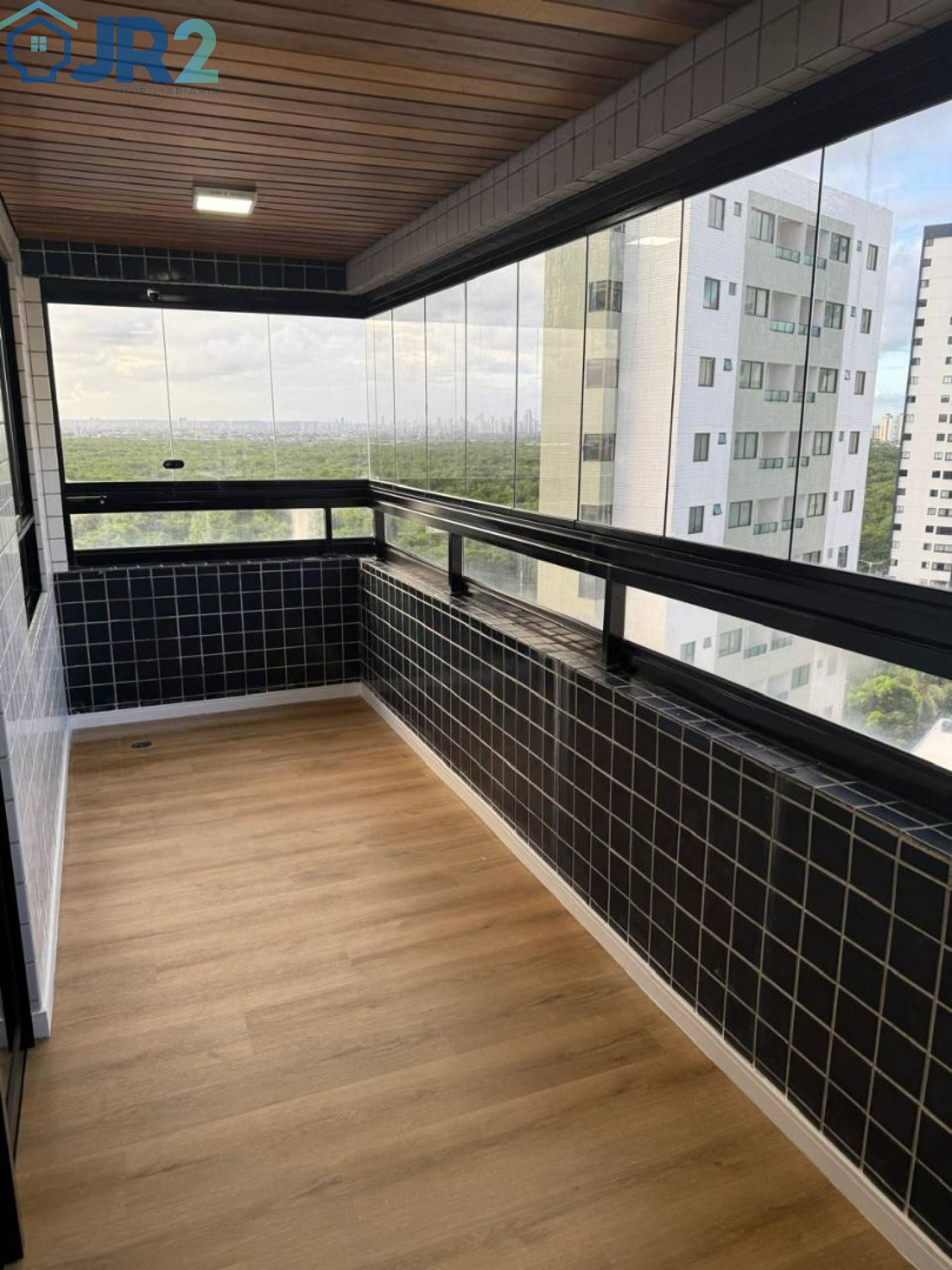 APARTAMENTO À VENDA EM Boa Viagem
