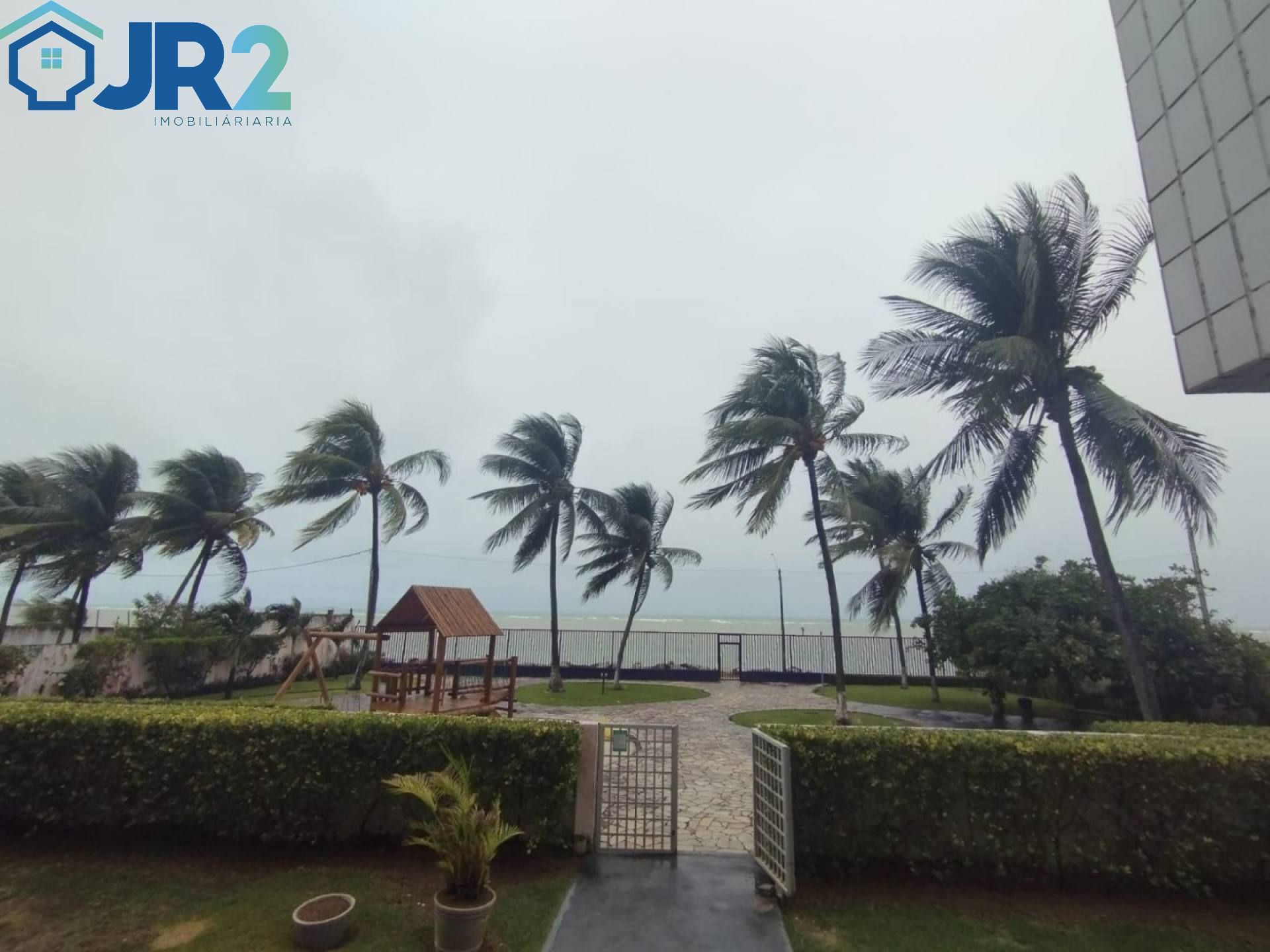 Viva o melhor de Candeias – Seu apartamento pé na areia com 149 m²