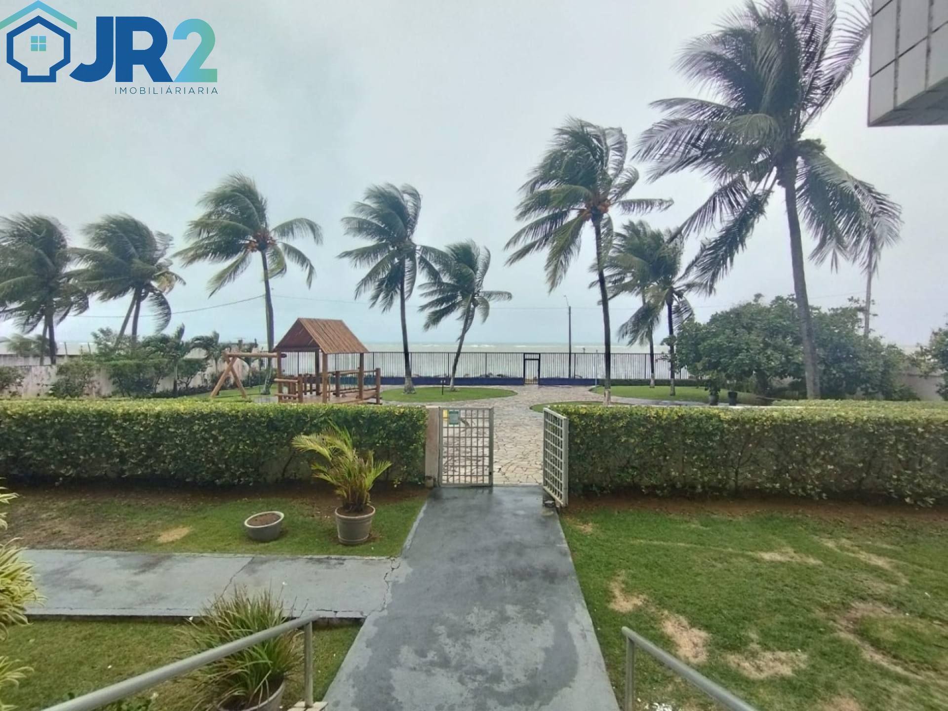 Viva o melhor de Candeias – Seu apartamento pé na areia com 149 m²