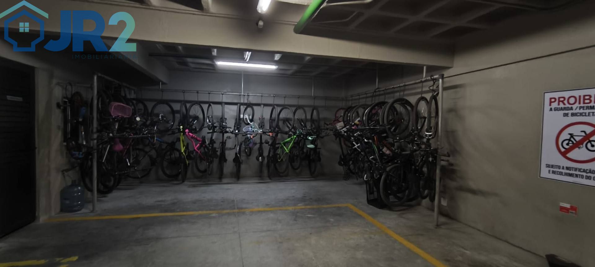 Apartamento em CANDEIAS, a poucos passos do mar