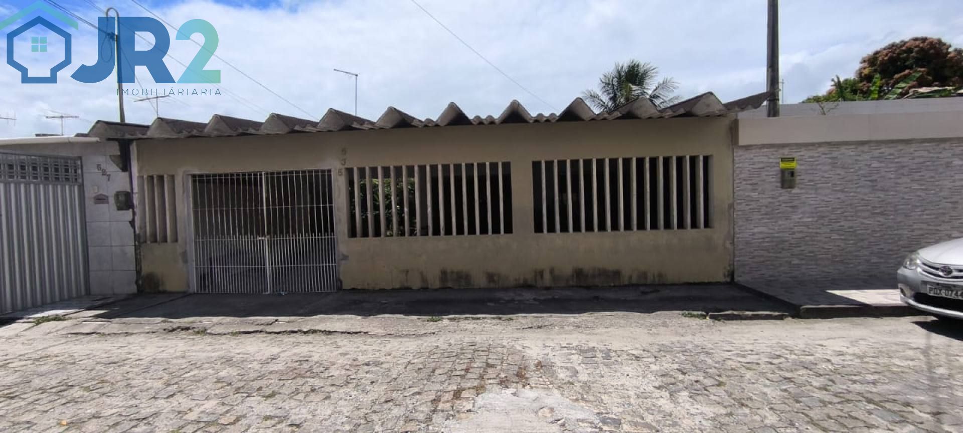 Excelente Oportunidade no Ipsep: Casa Ampla e Completa para Sua Família!