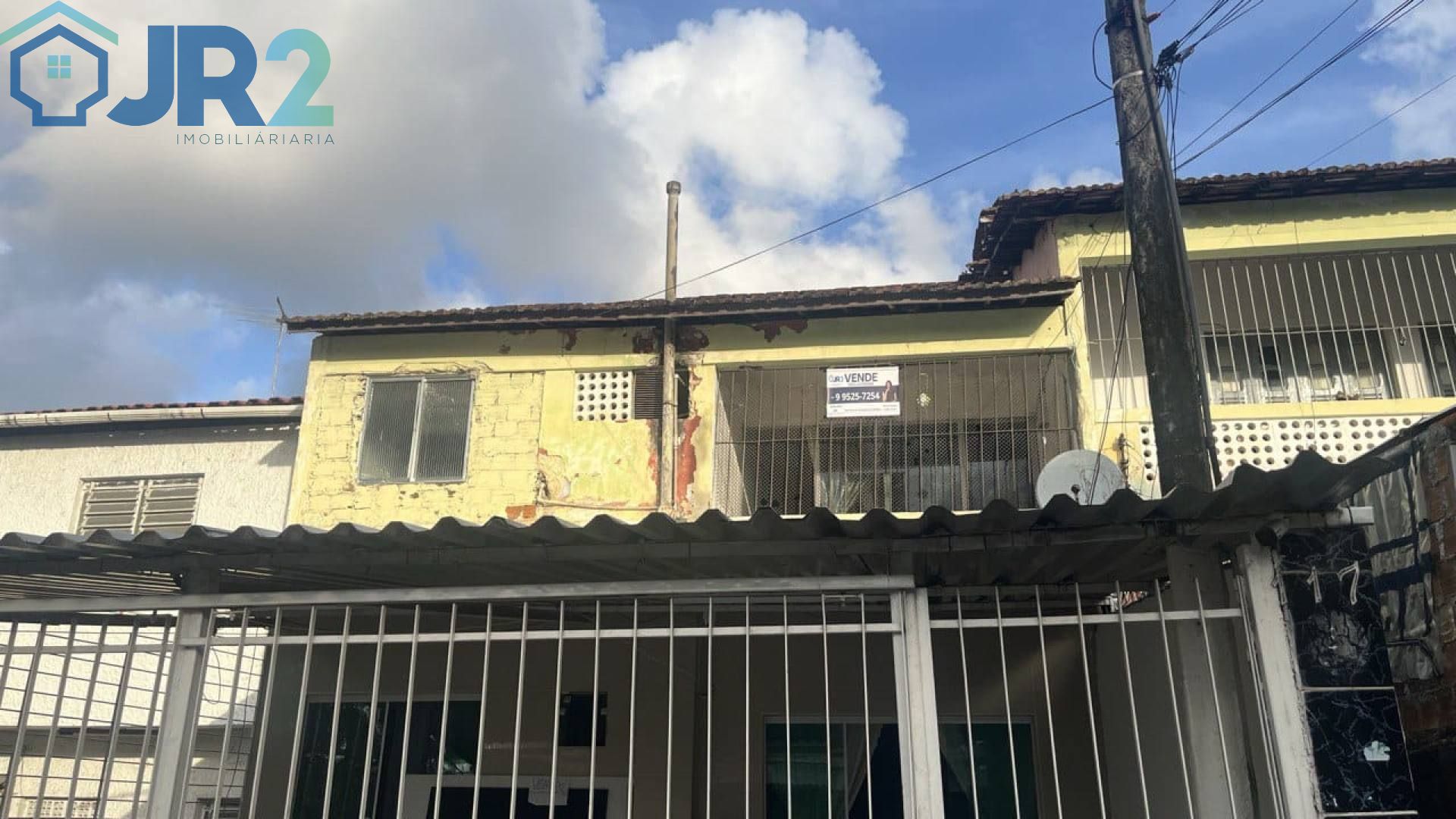 Apartamento Para Vender com 250 quartos no bairro Casa amarela em Recife