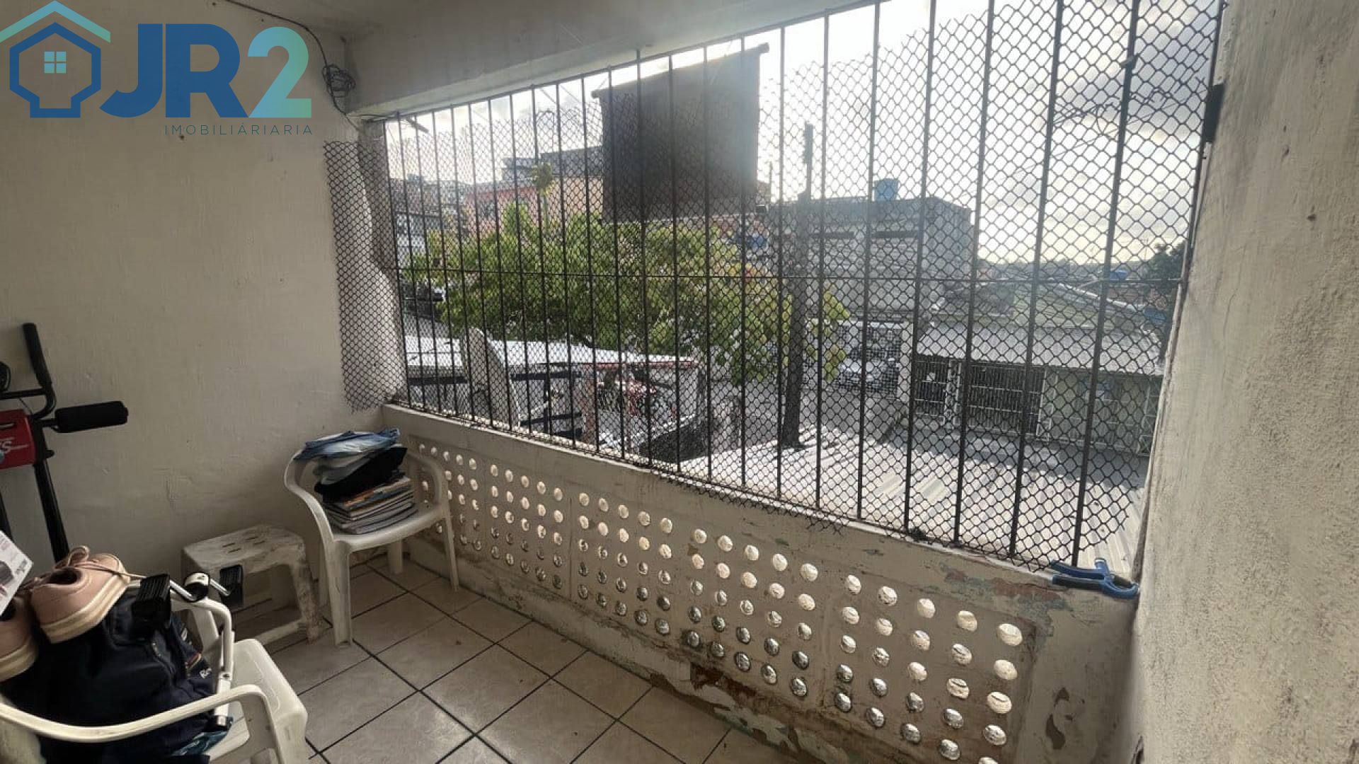 Apartamento Para Vender com 250 quartos no bairro Casa amarela em Recife