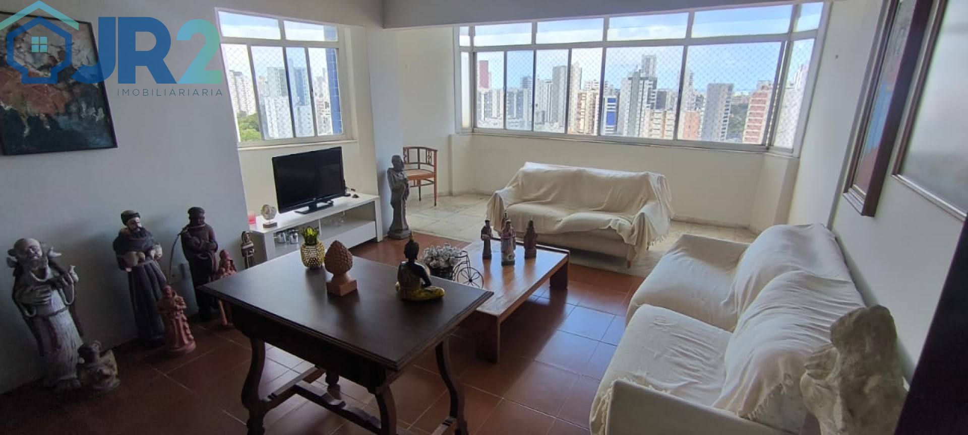 COBERTURA EM ESPINHEIRO