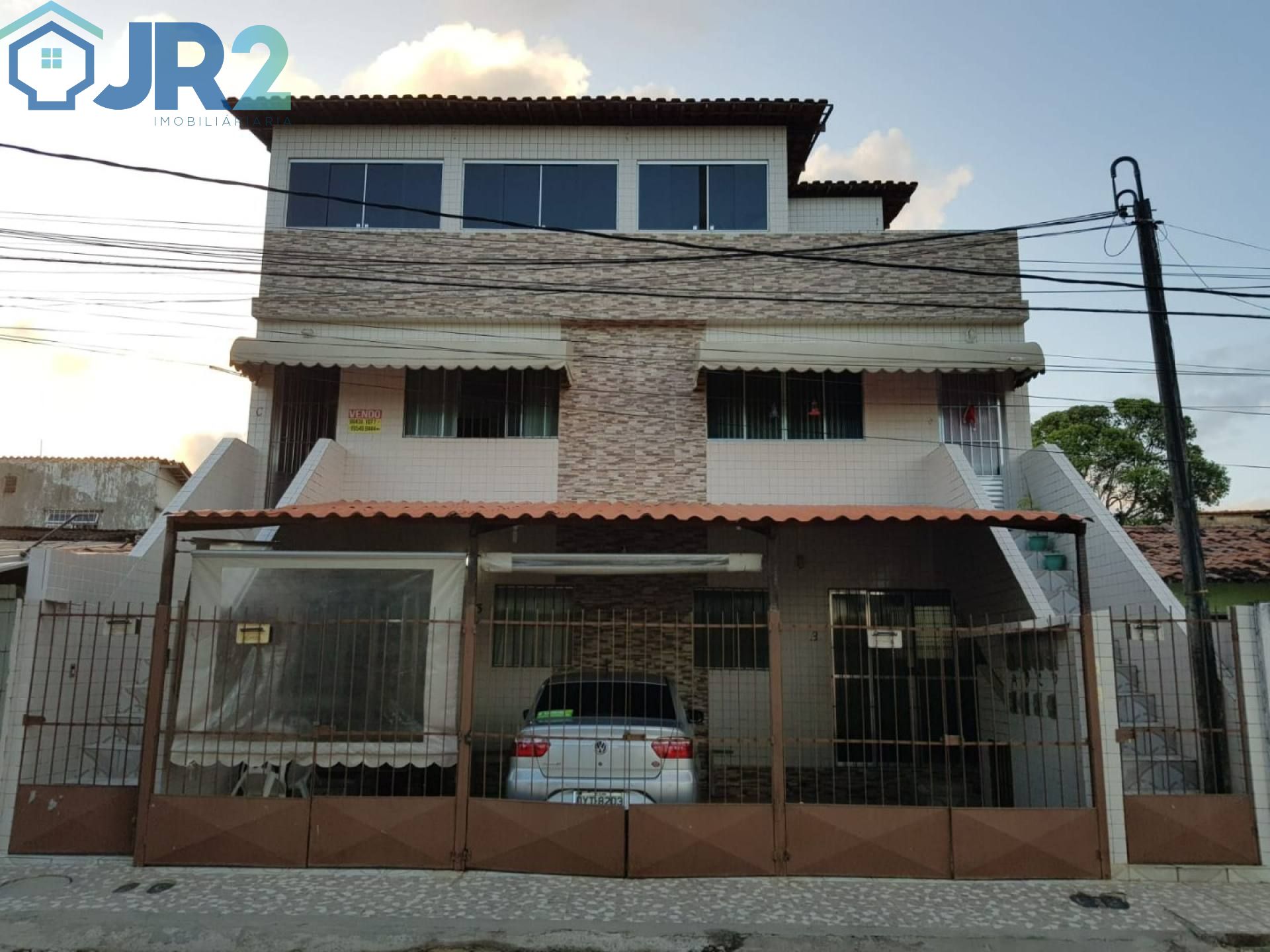 Oportunidade Única em Rio Doce: Casa Espaçosa e Completa!
