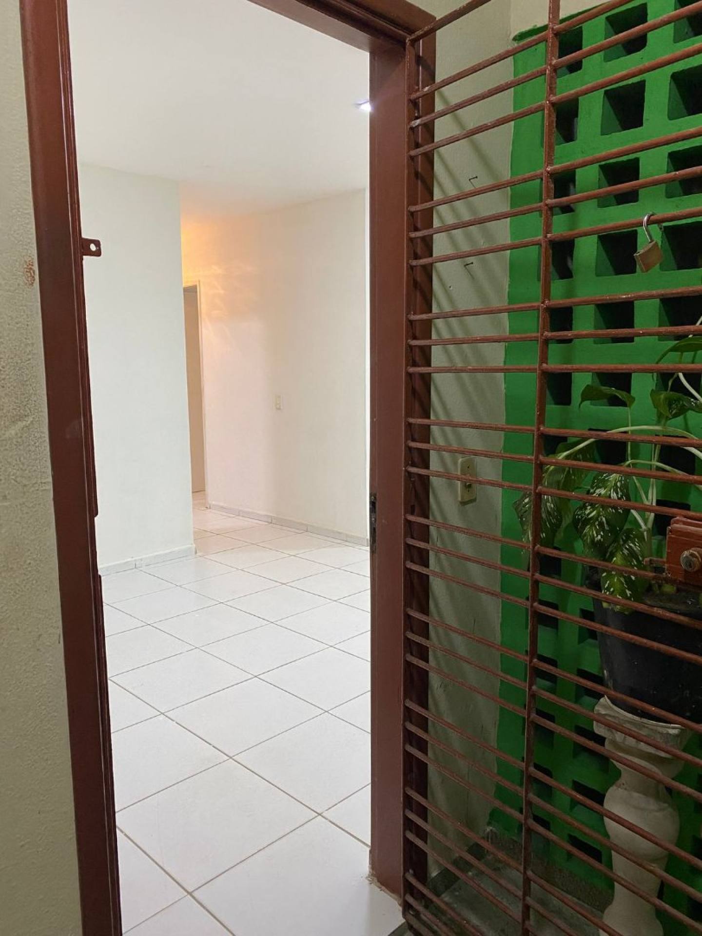 APTO EM PIEDADE: FINANCIA PELA CAIXA