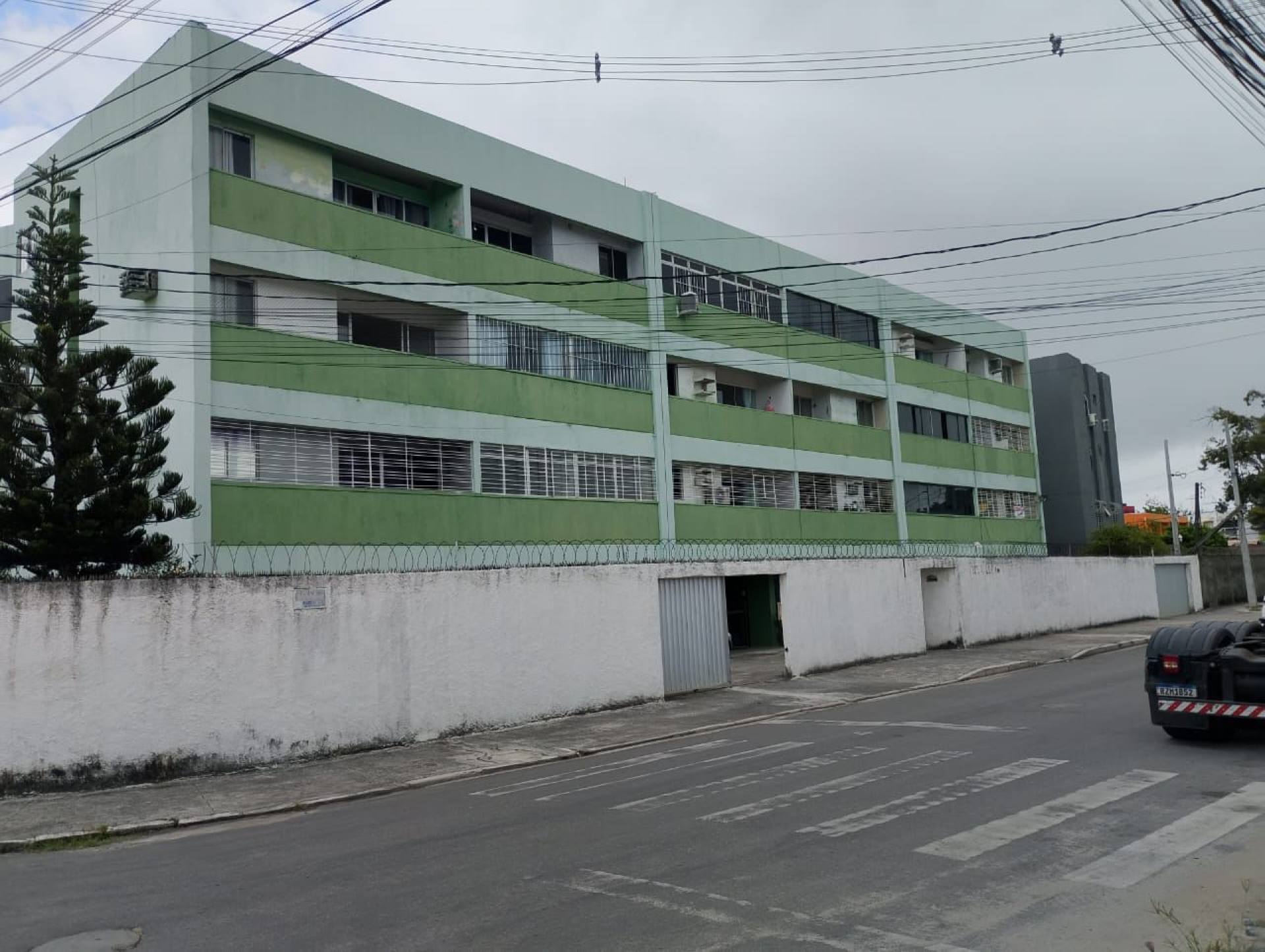 APTO EM PIEDADE: FINANCIA PELA CAIXA