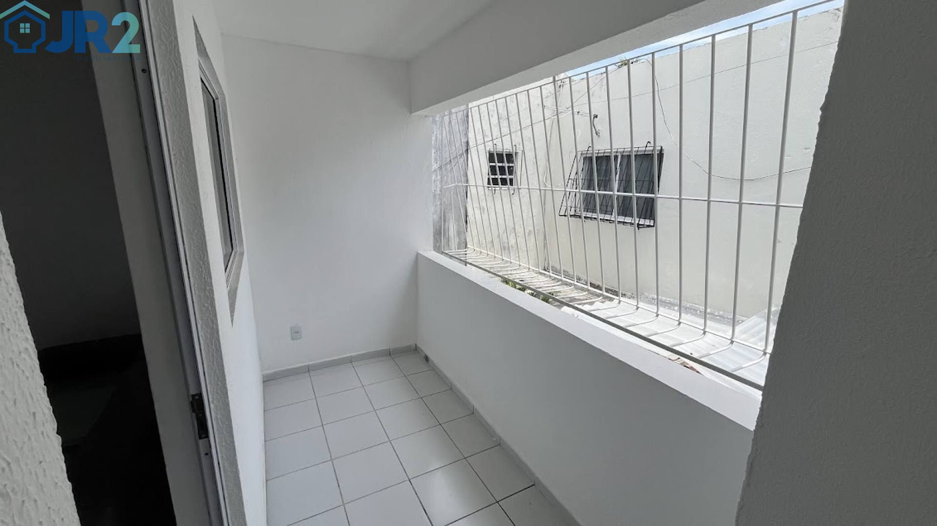 OPORTUNIDADE NA QUADRA DO MAR – PAU AMARELO