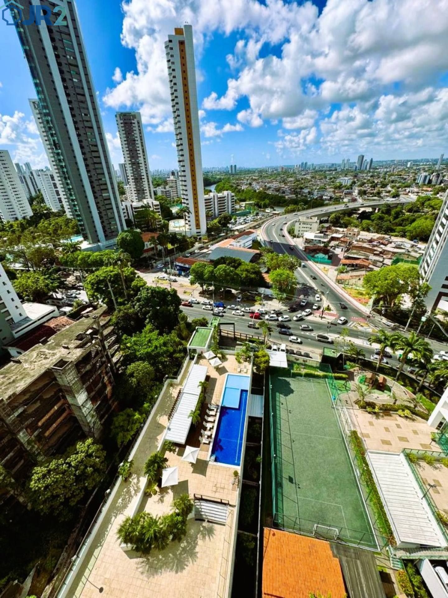 Apartamento alto padrão com 4 quartos para locação no Monteiro