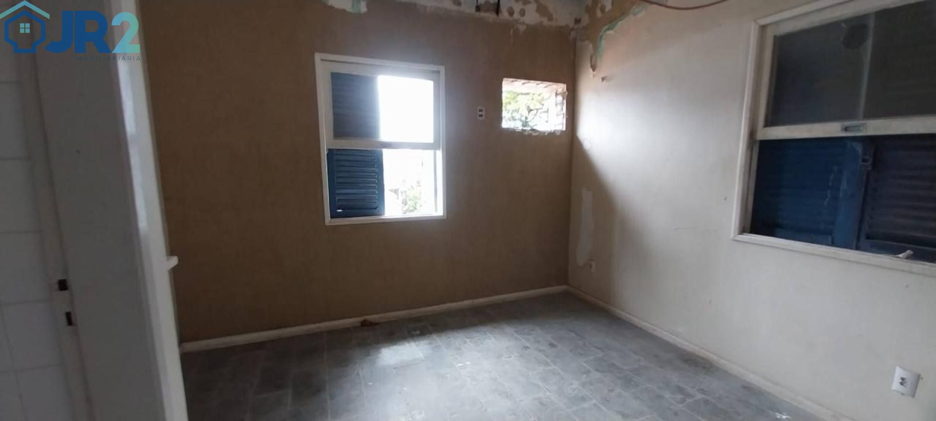 OPORTUNIDADE ÚNICA NA AVENIDA BEIRA MAR – PIEDADE