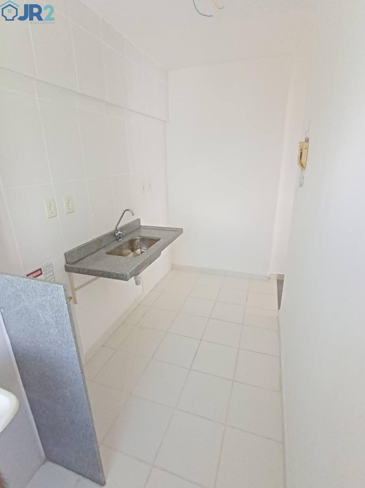 APARTAMENTO NO 7º ANDAR COM LOCALIZAÇÃO ESTRATÉGICA