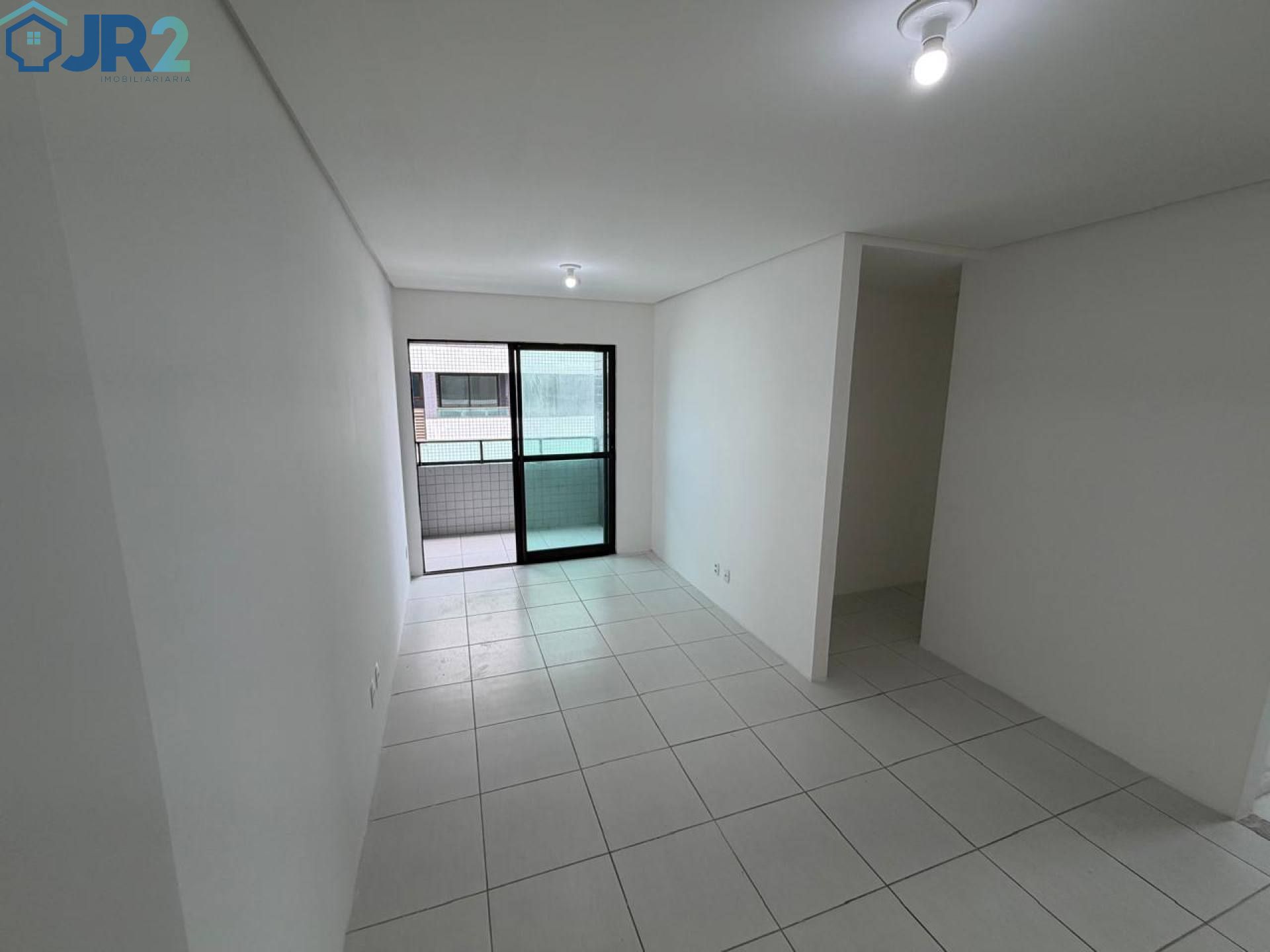APARTAMENTOS NO TORREÃO EDIFICIO DUETTO