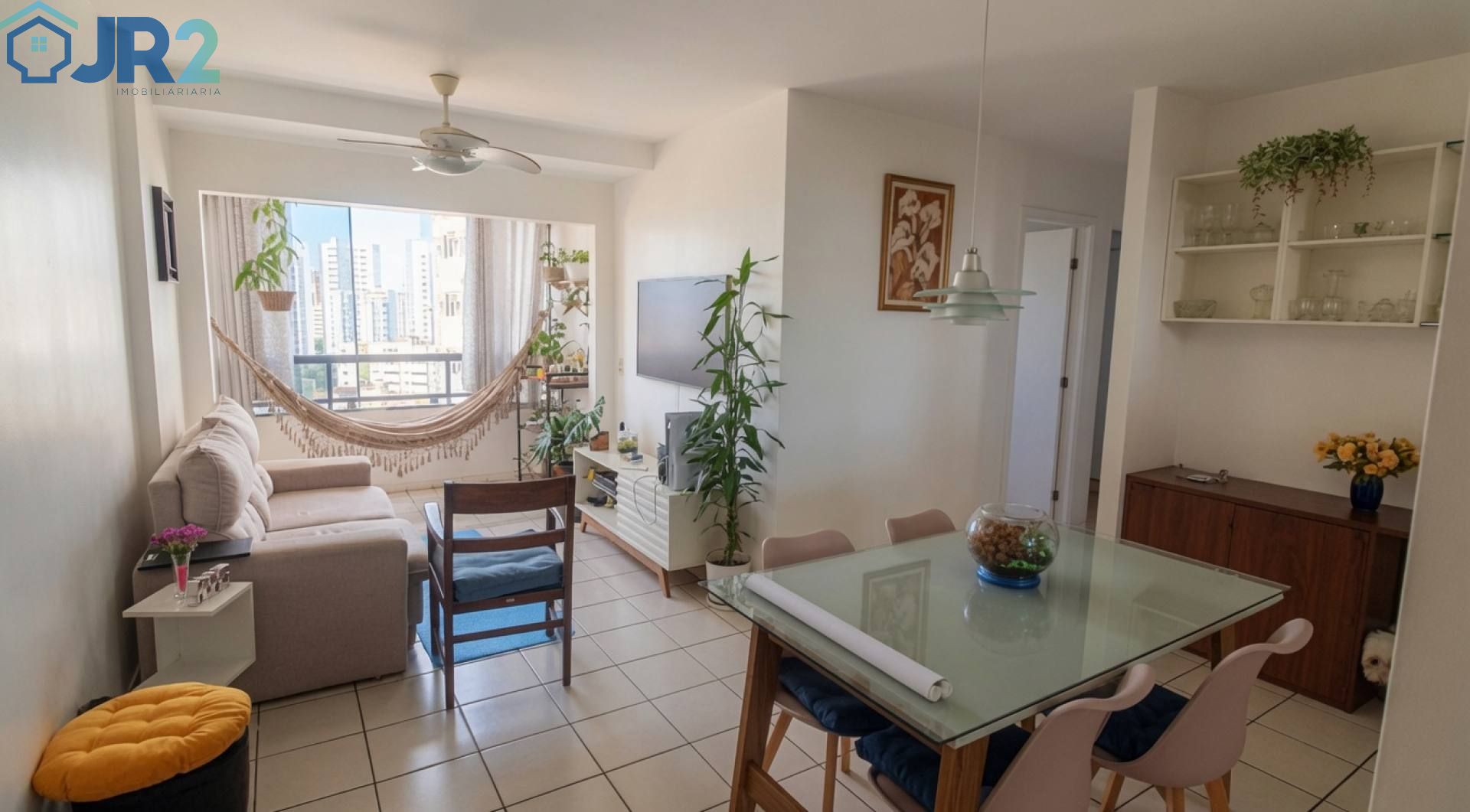Apartamento com 3 quartos e 2 suítes à venda nos Aflitos