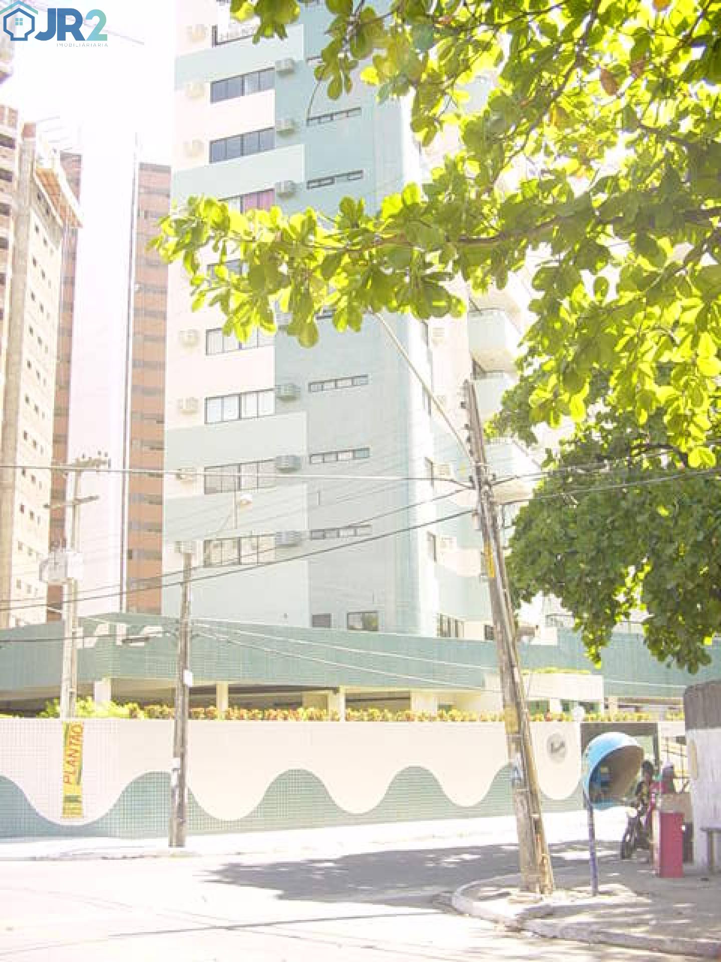 03 QUARTOS EM SETUAL COM 02 SUITES E 02 VAGAS DE GARAGENS