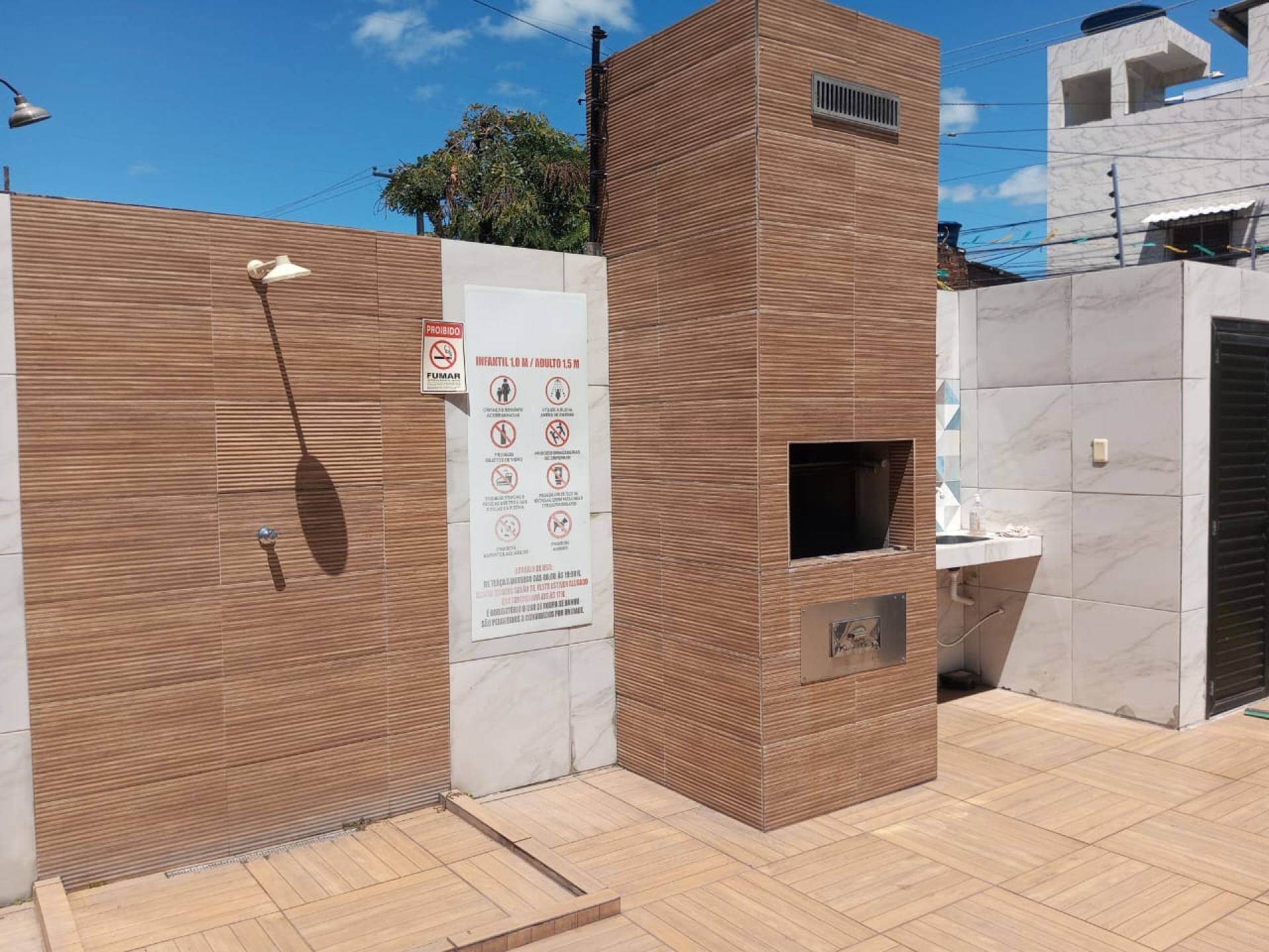Vende  Apartamento na Varzea 