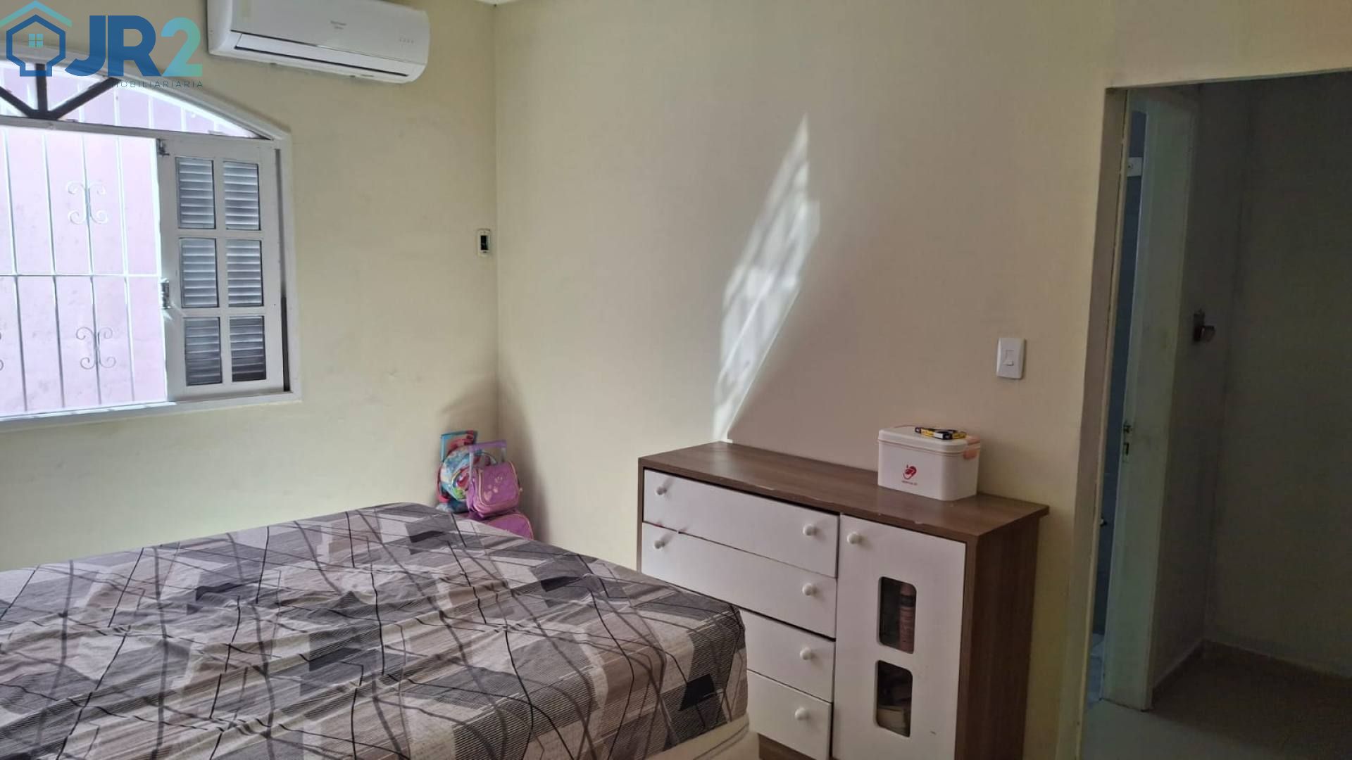 Casa à Venda – Porteira Fechada