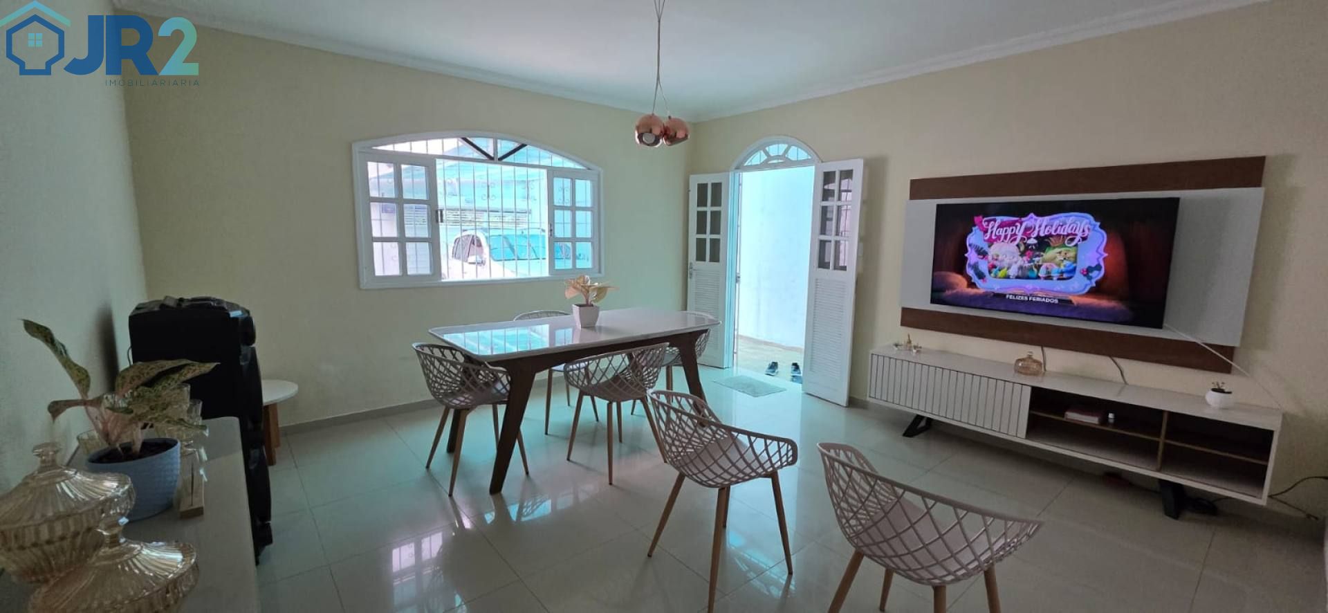 Casa à Venda – Porteira Fechada