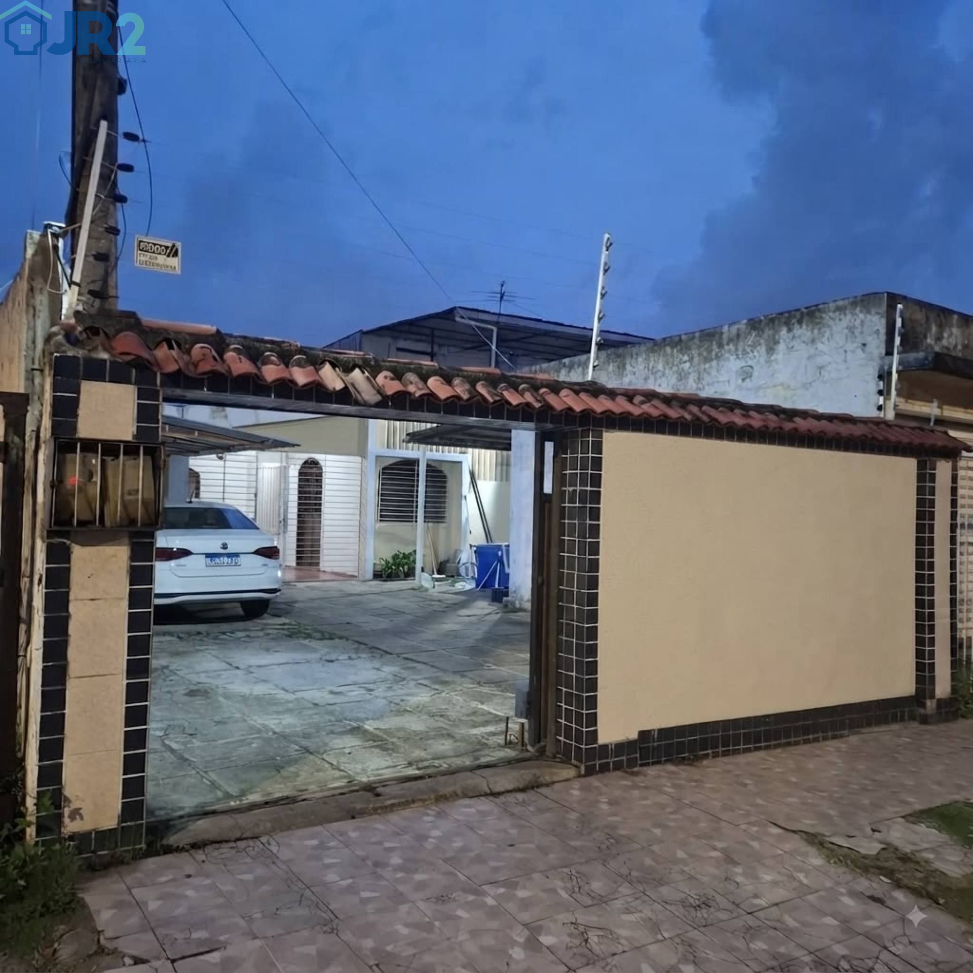 Casa a venda em afogados - EXCELENTE LOCALIZAÇÃO