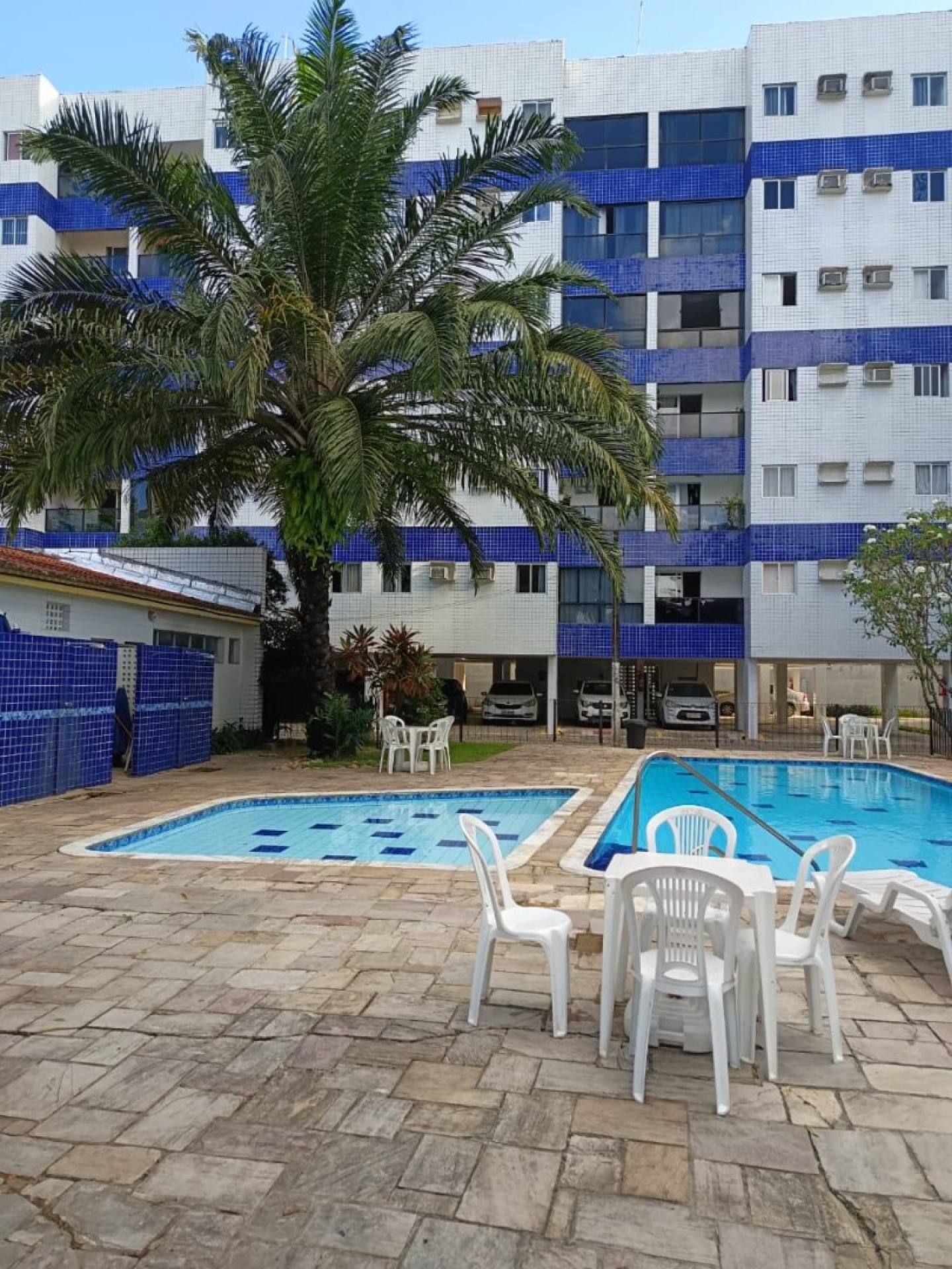 Vende Apartamento na Cidade universitária 