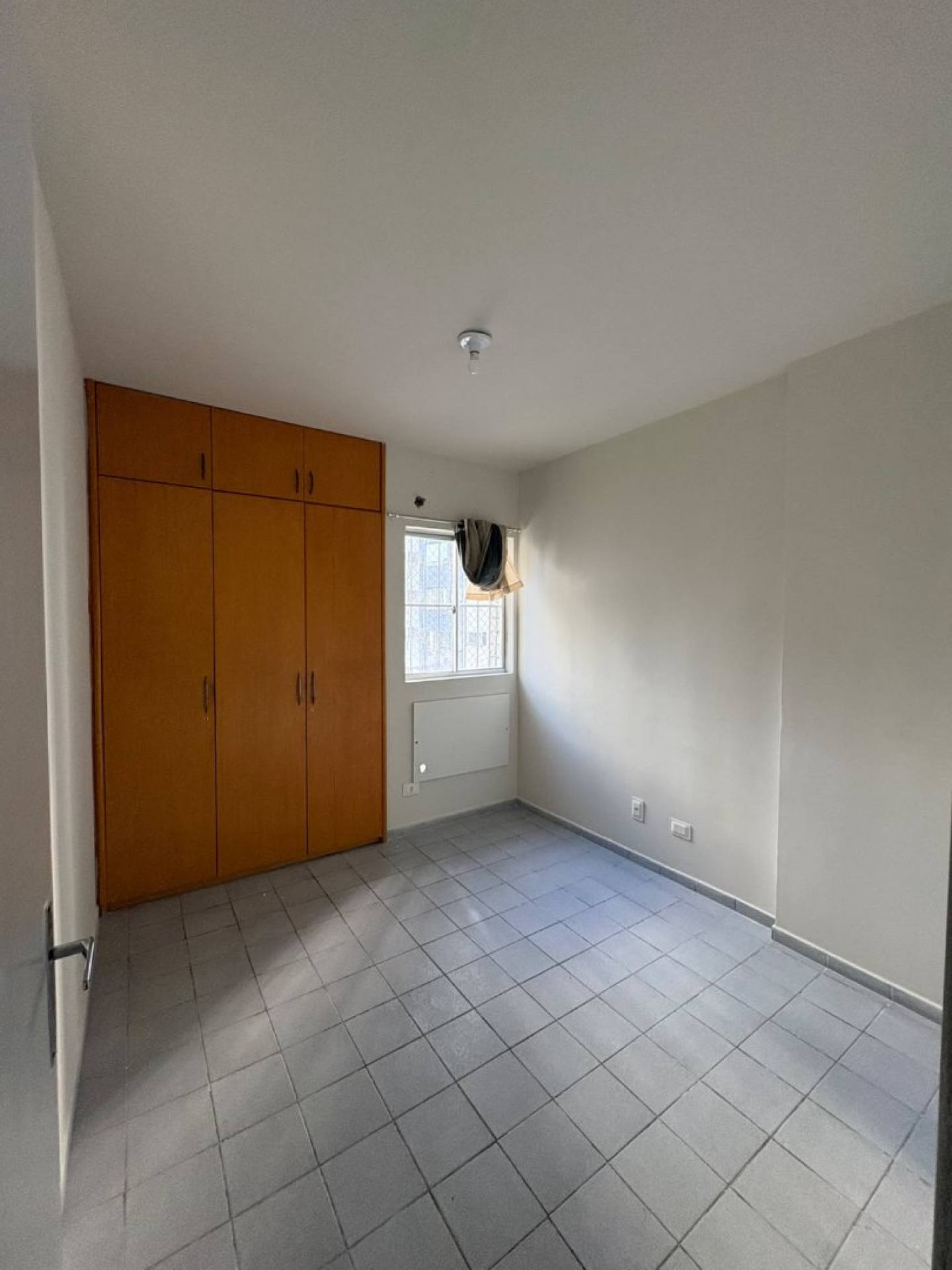 Apartamento Para Vender com 2 quartos 1 suítes no bairro Casa amarela em Recife 