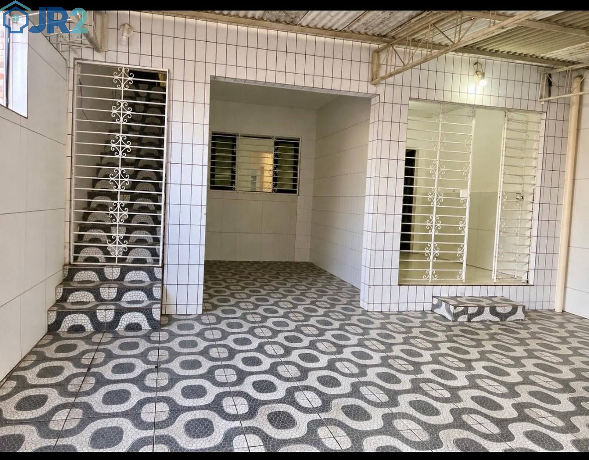 CASA AMPLA Á VENDA EM TEJIPIO I 490.000,00