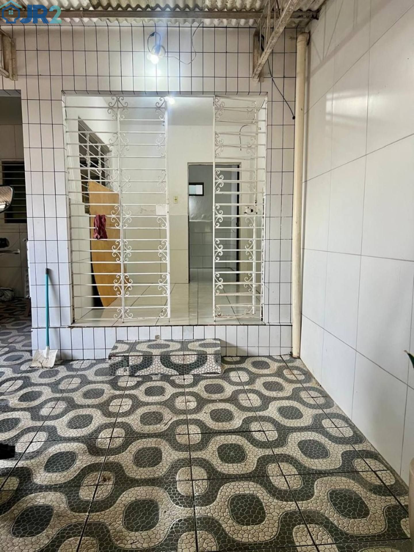CASA AMPLA Á VENDA EM TEJIPIO I 490.000,00