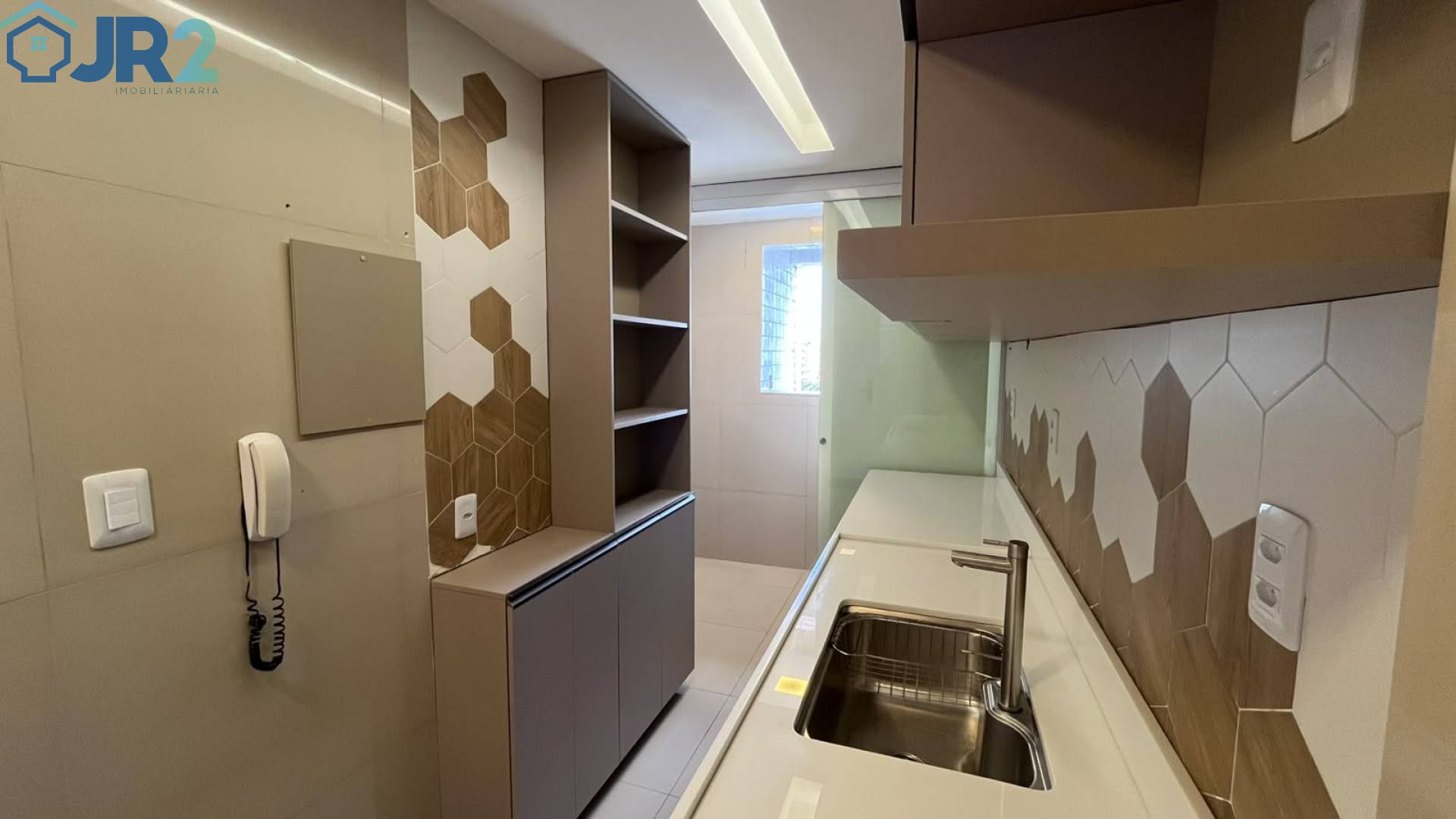 Apartamento Para Vender com 3 quartos 1 suítes no bairro Casa amarela em Recife