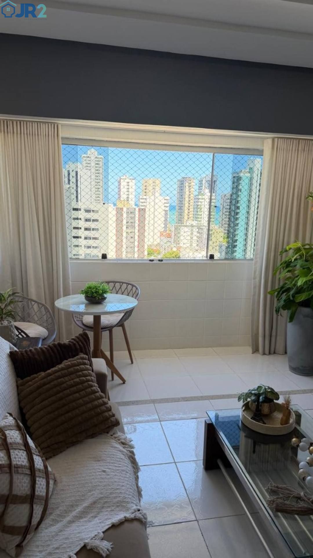 Apartamento Para Vender com 3 quartos 1 suítes no bairro CANDEIAS em Jaboatão Dos Guararapes