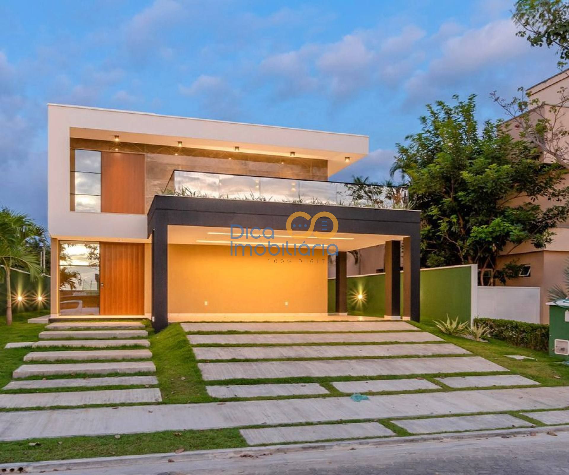 Casa Nova maravilhosa com 5 suítes e 403m2  Alphaville