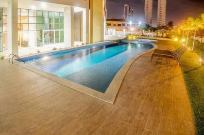 Apartamento Para Vender com 3 quartos 3 suítes no bairro Guararapes em Fortaleza