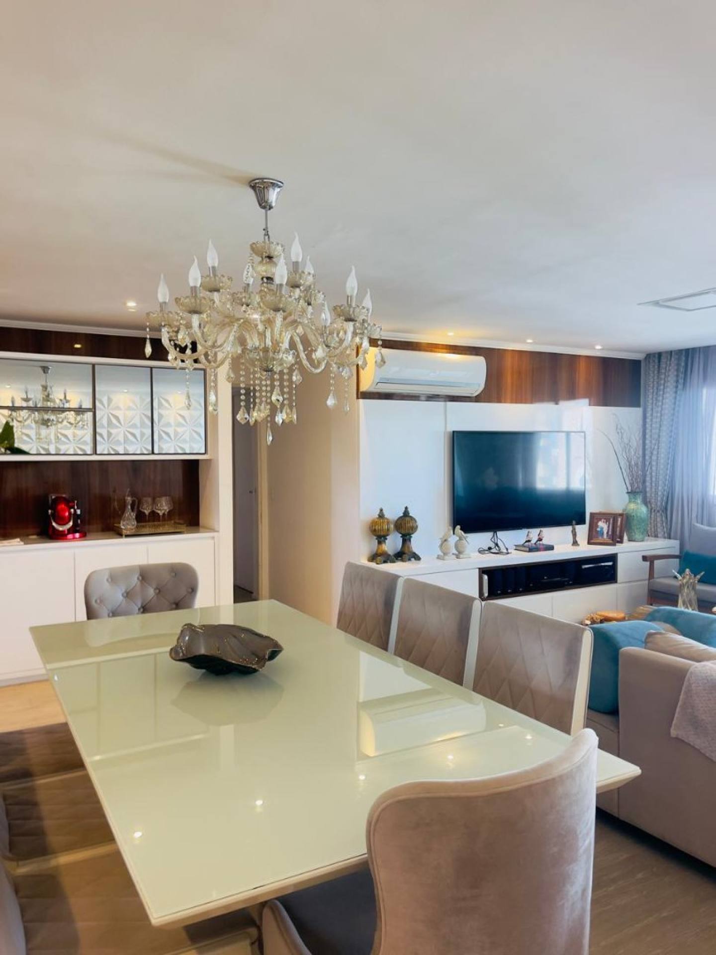 Apartamento Para Vender com 4 quartos 3 suítes no bairro Aldeota em Fortaleza