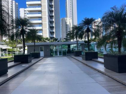 Apartamento Para Vender com 4 quartos 3 suítes no bairro Aldeota em Fortaleza