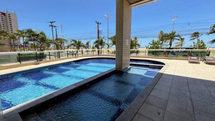 Poucos Passos da Beira Mar