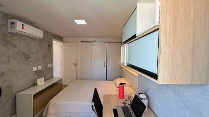 Poucos Passos da Beira Mar