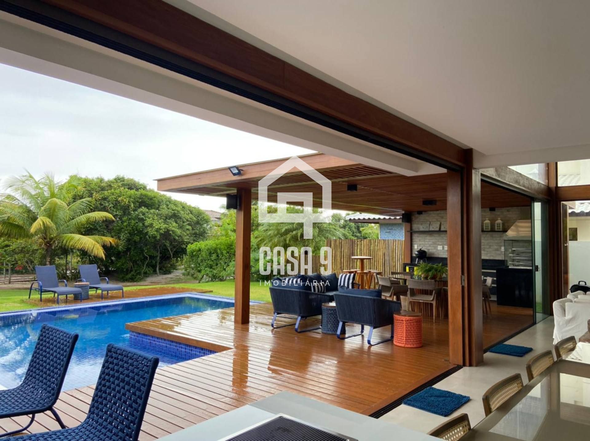 Casa alto padrão 06 suítes a venda condomínio Piscinas Naturais em Praia do Forte Bahia