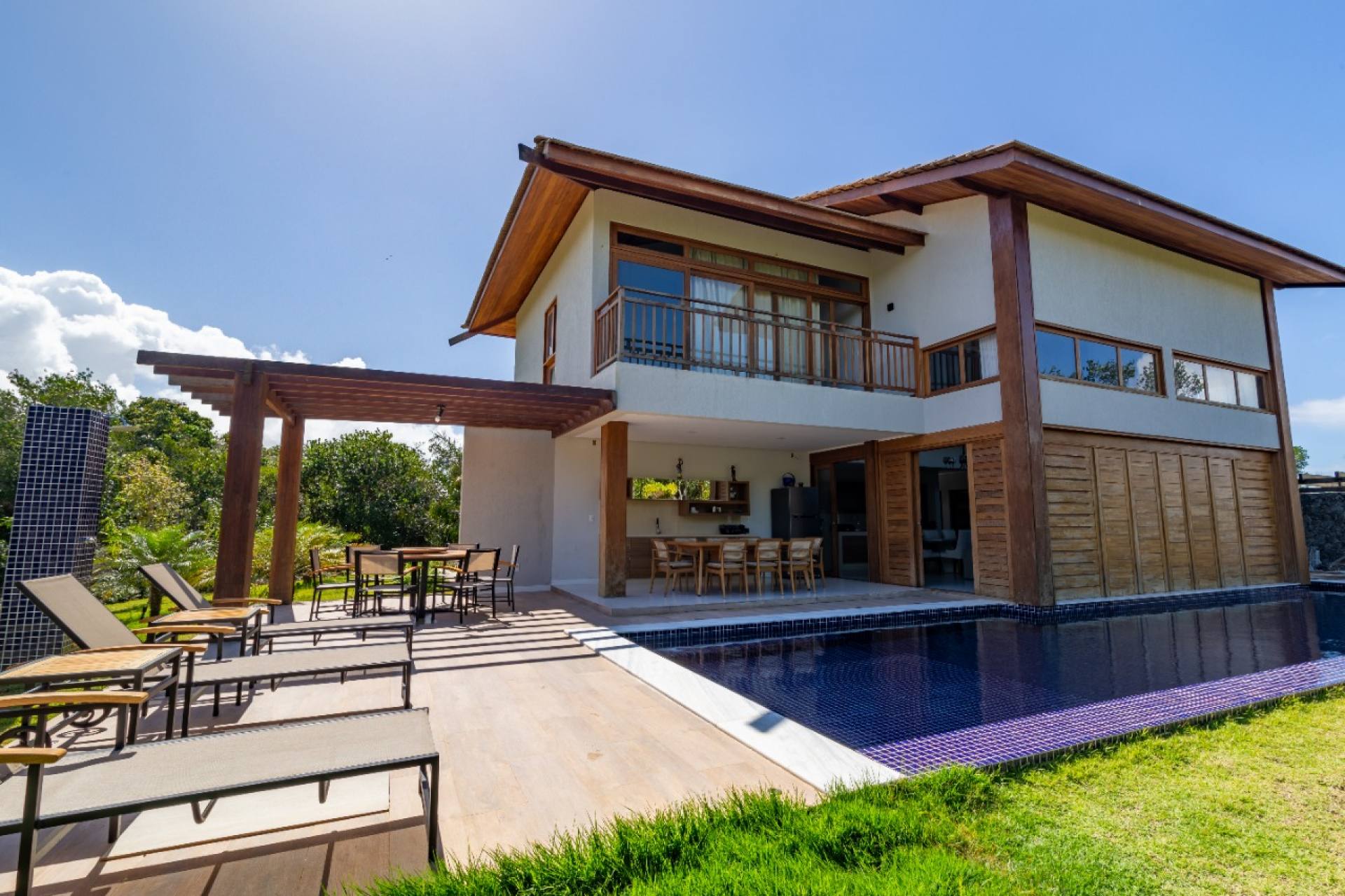 Casa á venda 4 suítes condomínio Ilha dos Passáros Praia do Forte Bahia