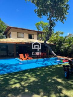 Casa á venda com 04 suítes em Praia do Forte Bahia