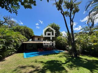 Casa mobiliada e decorada com 04 suítes e piscina privativa a venda no Alto da Constância em Praia do Forte Bahia