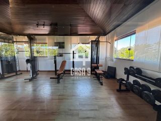 Casa mobiliada e decorada com 04 suítes e piscina privativa a venda no Alto da Constância em Praia do Forte Bahia