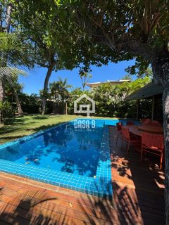 Casa mobiliada e decorada com 04 suítes e piscina privativa a venda no Alto da Constância em Praia do Forte Bahia